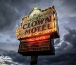 Watch Clown Motel Vumoo