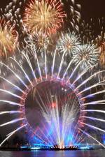Watch New Year\'s Eve Fireworks From London Vumoo
