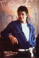 Watch Michael Jackson: The Way You Make Me Feel Vumoo